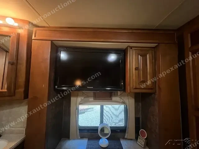 2011 Tiffin Allegro Red 36QSA photo 40
