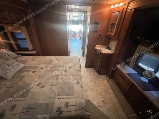 2011 Tiffin Allegro Red 36QSA photo 34