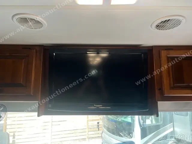 2011 Tiffin Allegro Red 36QSA photo 29