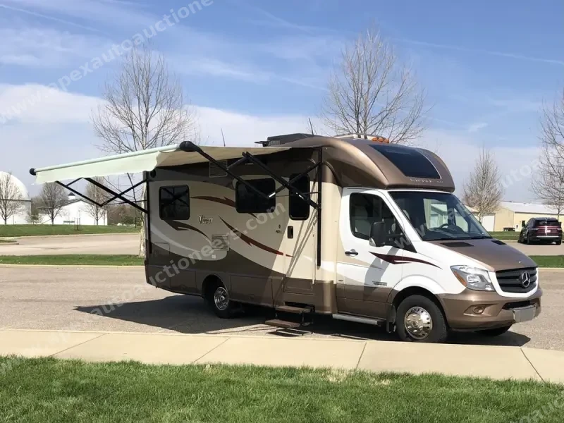 2015 Winnebago View Profile 24V photo 1