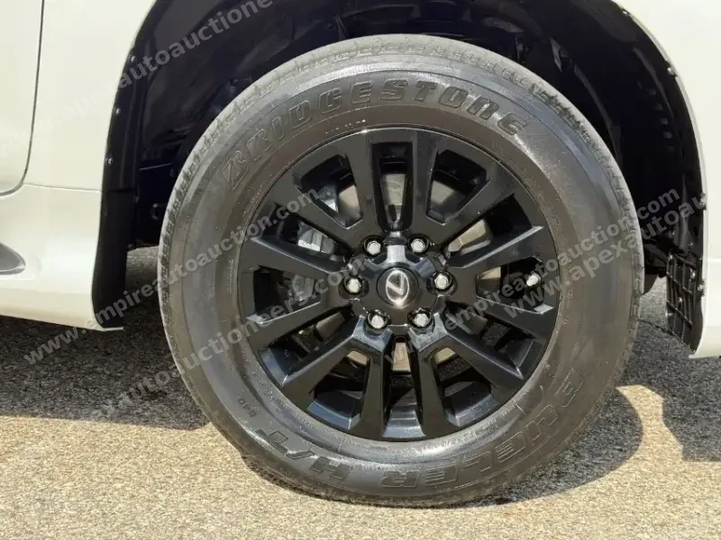 2023 Lexus GX 460 Sport photo 18
