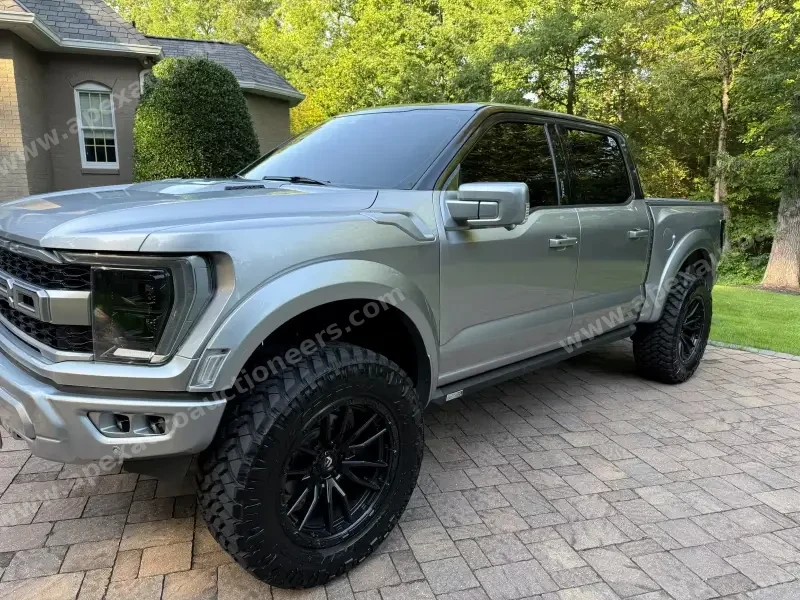 2021 Ford F150 SuperCrew Cab Raptor photo 21