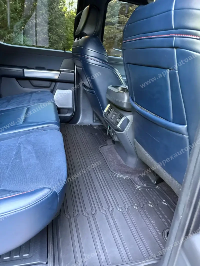2021 Ford F150 SuperCrew Cab Raptor photo 2