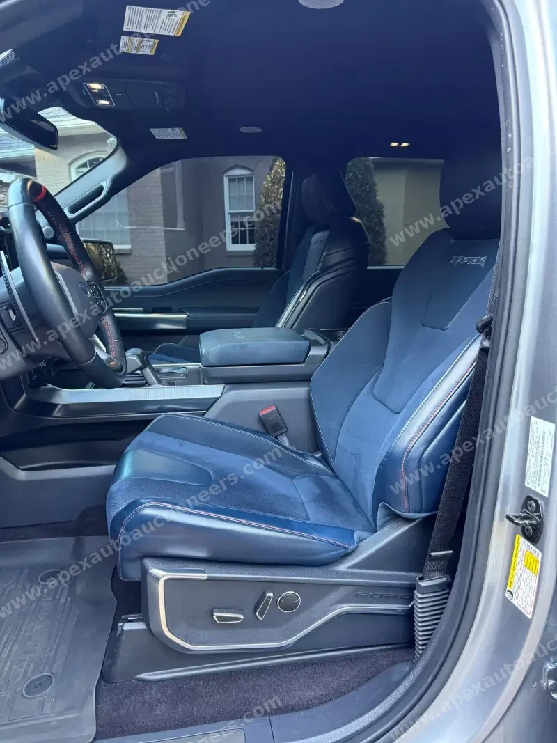 2021 Ford F150 SuperCrew Cab Raptor photo 8