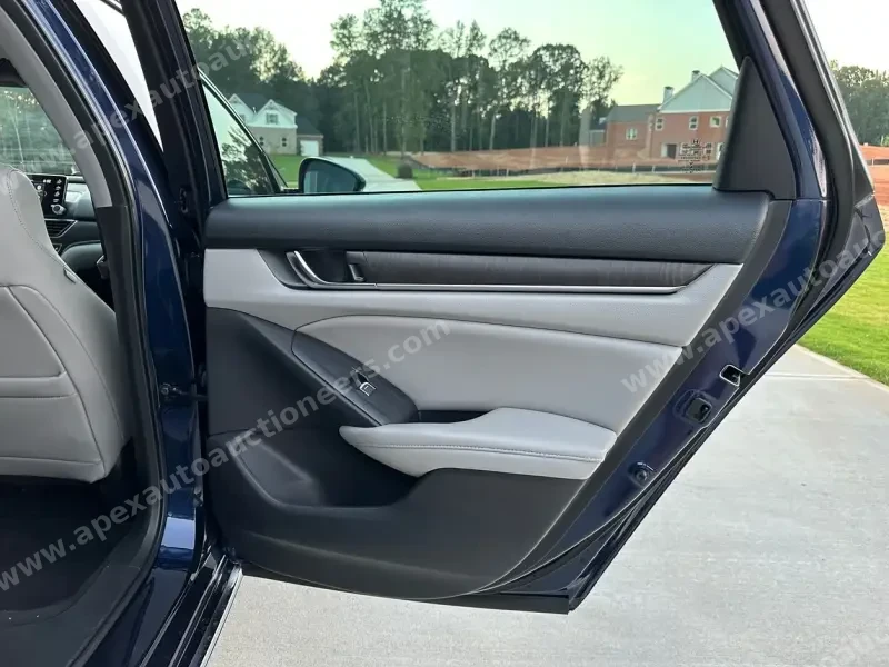 2020 Honda Accord Sport photo 10
