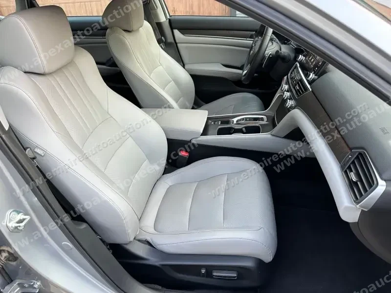 2018 Honda Accord EX-L photo 14